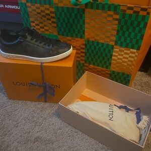 Luxembourg leather low trainers (7)